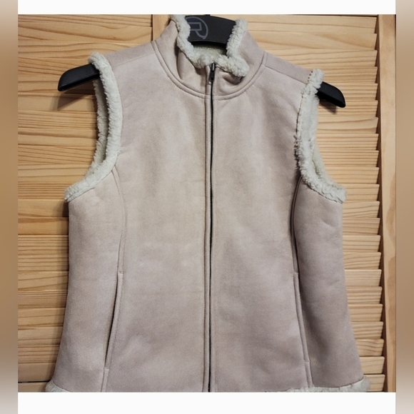 Charter Club Jackets & Blazers - Charter Club cream faux suede leather look outer lined vest size womens small